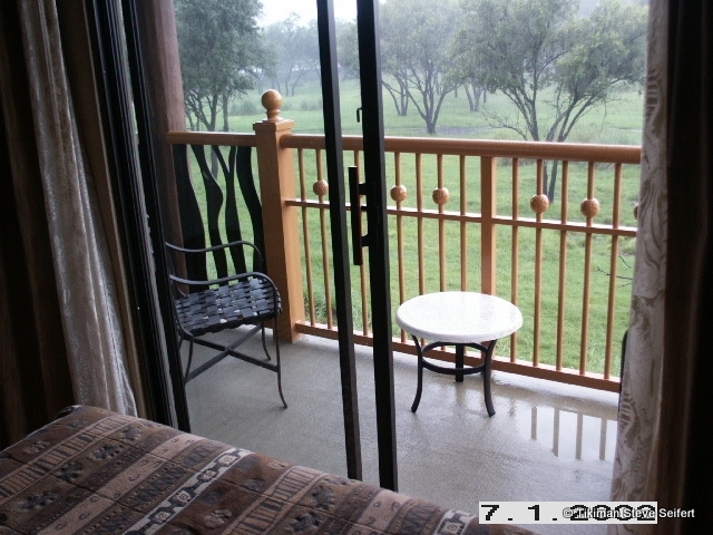 One-bedroom Suite Balcony